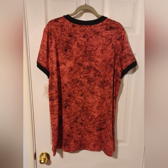 LulaRoe Heart Breaker Ringer Tee - Picture 7 of 8